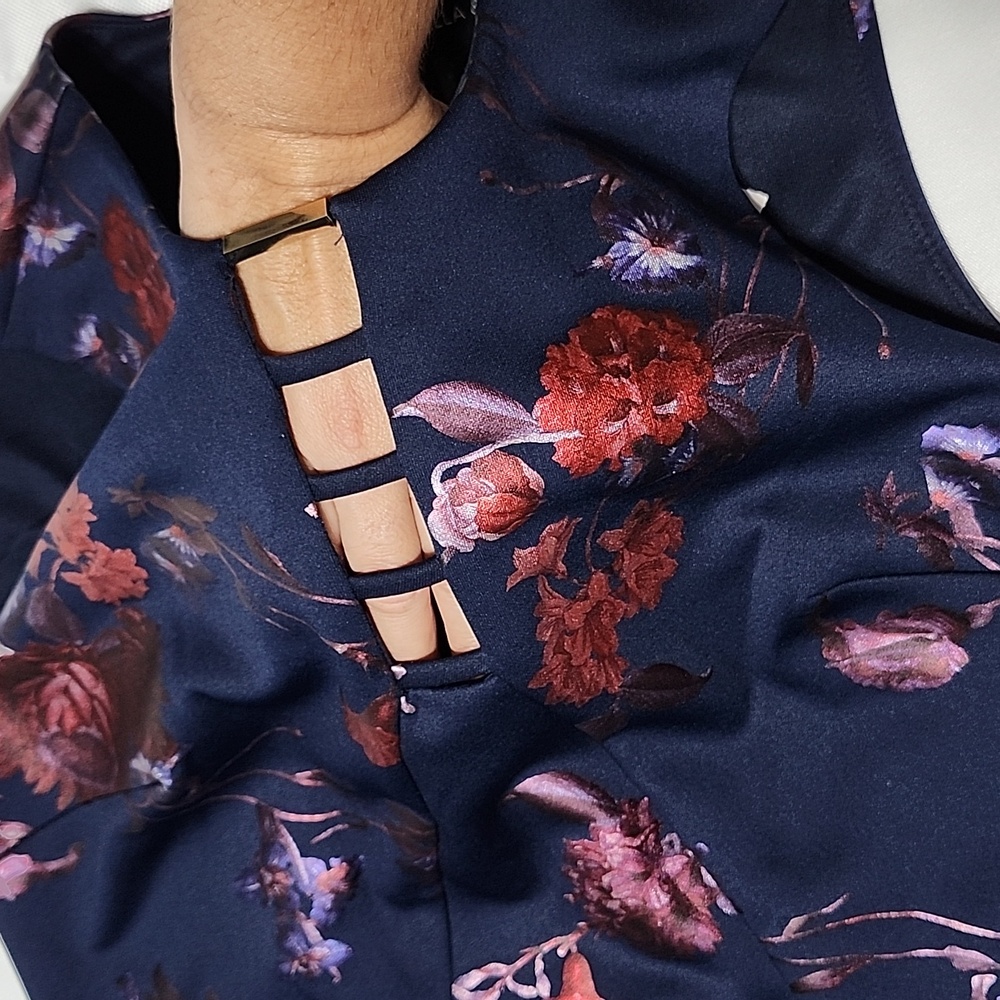 Navy Floral  Dress - Picture 4 of 16